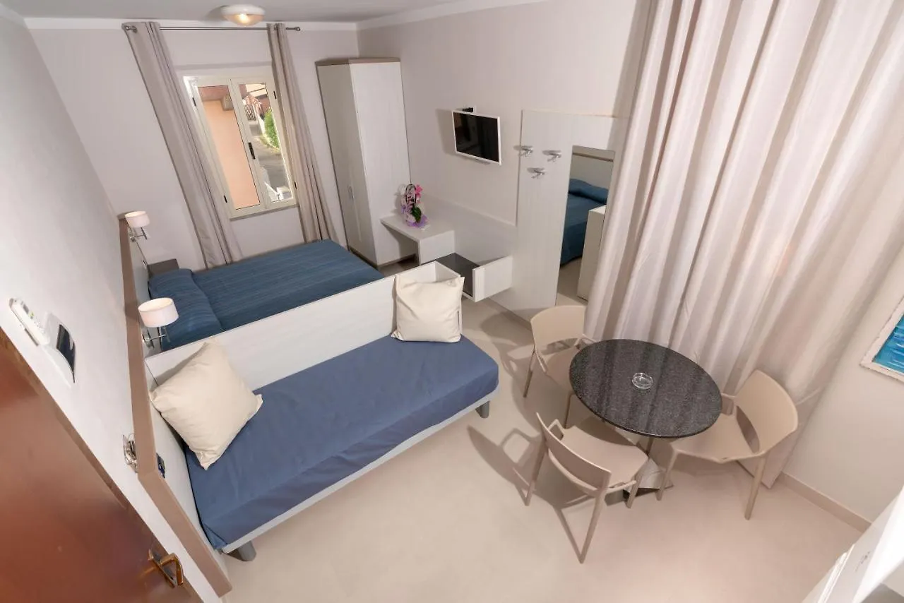 Happy Sea Home - Bilocale Angolo Cottura 4 Pax Albinia 0*,  Italy